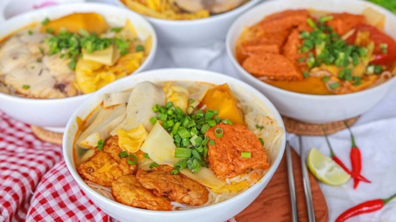 Top Địa Điểm Ăn Uống Ở Đà Nẵng Không Thể Bỏ Qua 1 Quán bún cá là địa địểm ăn sáng lý tưởng tại Đà Nẵng